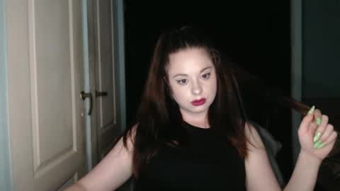 Snapshot of theblackdiamond194588 chatting on 9, 6, 2026 raissa online show from 9, 6, 2026
