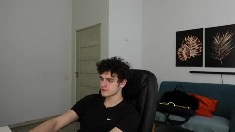 Snapshot of thebrad_holloway chatting on 5, 4, 2026 Thebrad H online show from 5, 4, 2026