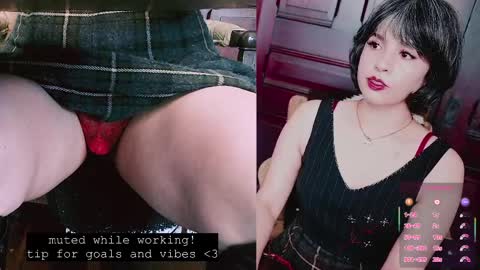 Snapshot of thecamwoman chatting on 2, 4, 2026 Joan online show from 2, 4, 2026