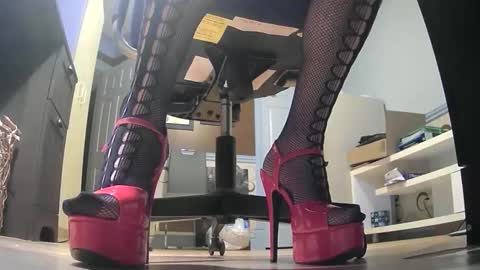 thecowboy_74 online show from 15, 12, 2025