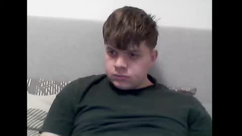 thecuteguy144949 online show from 24, 2, 2025