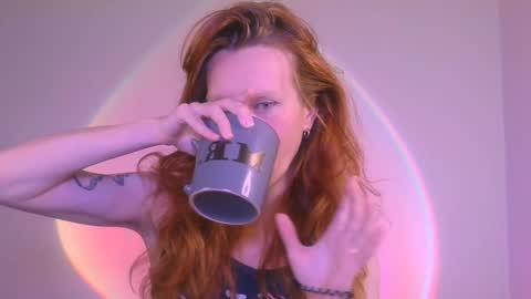 Snapshot of thedollxxxperience chatting on 2, 1, 2025 Yolanda online show from 2, 1, 2025