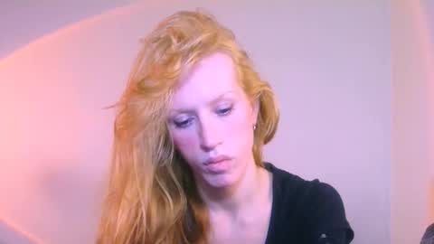 Snapshot of thedollxxxperience chatting on 18, 12, 2025 Yolanda online show from 18, 12, 2025