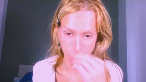 Yolanda online show from 25, 7, 2026