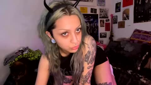 KIng Venus online show from 16, 12, 2024