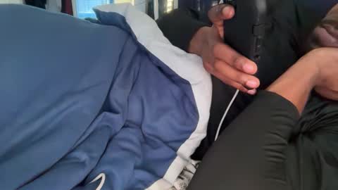 Snapshot of theeshooterr chatting on 2, 2, 2025 theeshooterr online show from 2, 2, 2025