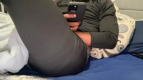 Snapshot of theeshooterr chatting on 4, 2, 2025 theeshooterr online show from 4, 2, 2025