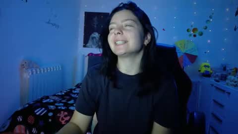 Snapshot of thefarmergirl chatting on 3, 10, 2025 TheFarmergirl online show from 3, 10, 2025
