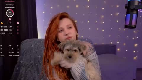 Snapshot of thefullredmoon chatting on 17, 3, 2026 Moon online show from 17, 3, 2026