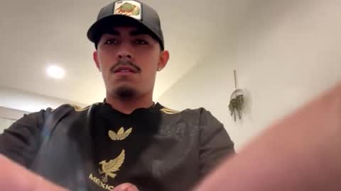 Snapshot of theglorious2002 chatting on 15, 9, 2025 theglorious2002 online show from 15, 9, 2025