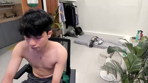 Green online show from 23, 1, 2025