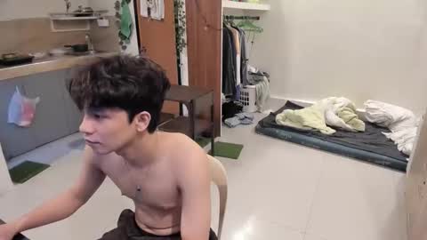 Green online show from 11, 11, 2025