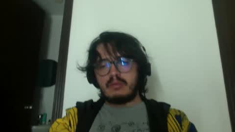 Snapshot of theguitarmistery chatting on 13, 4, 2026 theguitarmistery online show from 13, 4, 2026