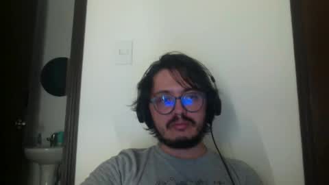 Snapshot of theguitarmistery chatting on 14, 4, 2026 theguitarmistery online show from 14, 4, 2026