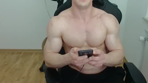 Snapshot of theguyfrombehind chatting on 10, 1, 2026 Alex online show from 10, 1, 2026