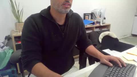 Snapshot of thehardcock2025 chatting on 3, 2, 2026 thehardcock2025 online show from 3, 2, 2026