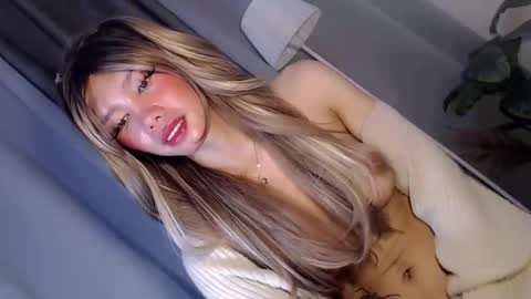 Snapshot of thehornygirl_laisa chatting on 27, 5, 2026 laisa online show from 27, 5, 2026