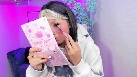 Theia  online show from 21, 2, 2026