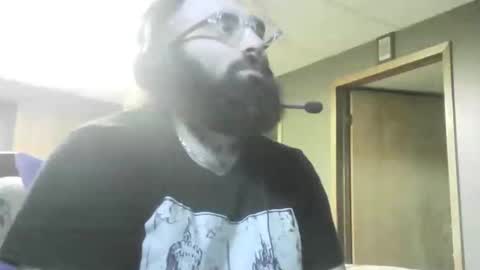 Snapshot of theironbulll chatting on 30, 11, 2025 Iron online show from 30, 11, 2025