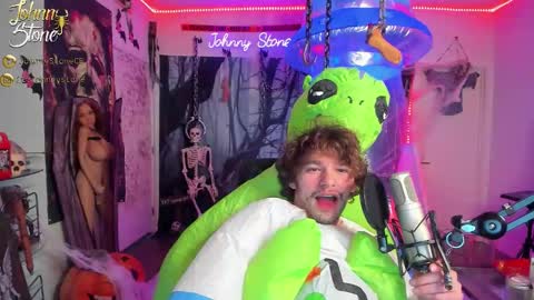 Johnny Stone online show from 18, 10, 2025