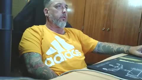 Snapshot of thekier chatting on 21, 3, 2026 thekier online show from 21, 3, 2026