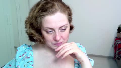 Snapshot of theladysblush chatting on 5, 1, 2025 Ella online show from 5, 1, 2025