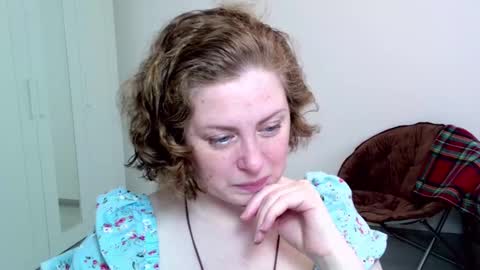 Snapshot of theladysblush chatting on 26, 1, 2025 Ella online show from 26, 1, 2025