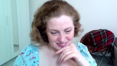 Snapshot of theladysblush chatting on 4, 2, 2025 Ella online show from 4, 2, 2025
