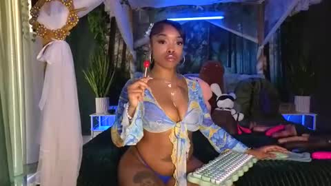 Snapshot of thelovelybrown chatting on 27, 2, 2026 thelovelybrown online show from 27, 2, 2026