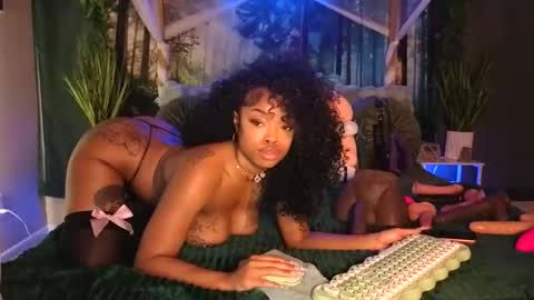 Snapshot of thelovelybrown chatting on 11, 3, 2026 thelovelybrown online show from 11, 3, 2026