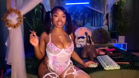 Snapshot of thelovelybrown chatting on 31, 3, 2026 thelovelybrown online show from 31, 3, 2026