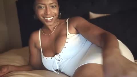 Snapshot of thelovelycandi chatting on 8, 4, 2026 thelovelycandi online show from 8, 4, 2026