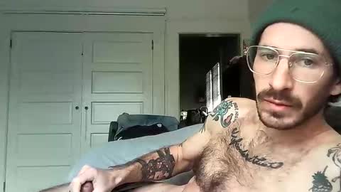 Snapshot of themasturater chatting on 17, 12, 2025 The Masturater online show from 17, 12, 2025