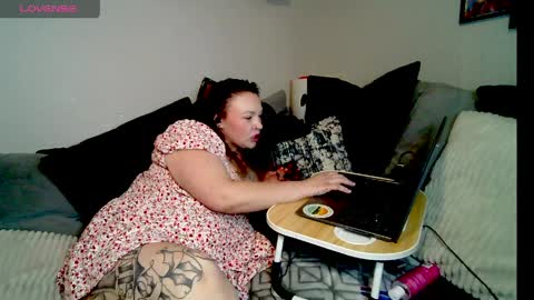 Stephanie Fuller online show from 2, 4, 2026