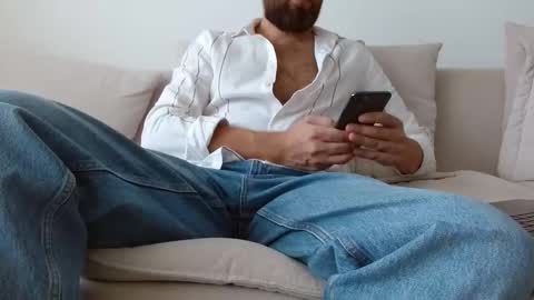 Snapshot of themonarchgoat chatting on 13, 9, 2025 TheMonarchGoat online show from 13, 9, 2025