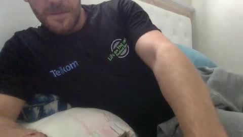 Snapshot of thenakedshaman chatting on 25, 9, 2025 TheNakedShaman online show from 25, 9, 2025