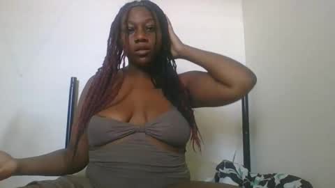 TheNaturalGoddess online show from 3, 11, 2025