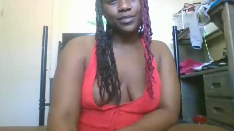 Snapshot of thenaturalgoddess chatting on 21, 2, 2026 TheNaturalGoddess online show from 21, 2, 2026