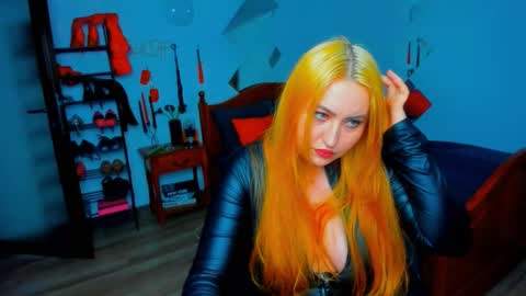 Snapshot of thenaughtygf chatting on 6, 1, 2026 thenaughtygf online show from 6, 1, 2026