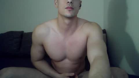 Snapshot of thenewguv12 chatting on 9, 4, 2026 thenewguy12 online show from 9, 4, 2026