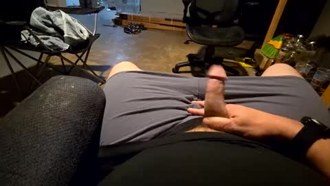 Snapshot of thenewone22901 chatting on 8, 2, 2026 thenewone22901 online show from 8, 2, 2026