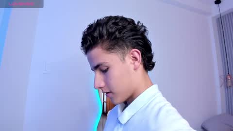  THEO- MATEO  online show from 3, 1, 2025