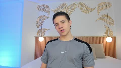  THEO- MATEO  online show from 10, 1, 2025