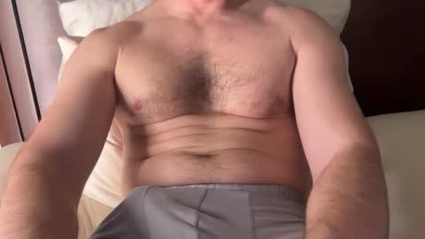 Snapshot of theonenextdoor1 chatting on 27, 3, 2026 theonenextdoor1 online show from 27, 3, 2026