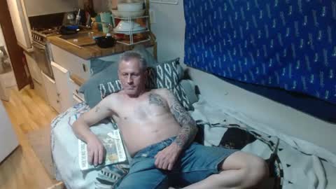 theoneyouwanttwofuck online show from 9, 3, 2025