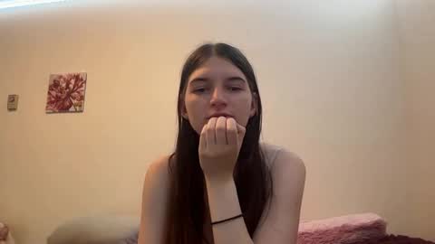 Snapshot of theonlyastrid chatting on 27, 5, 2026 Astrid online show from 27, 5, 2026