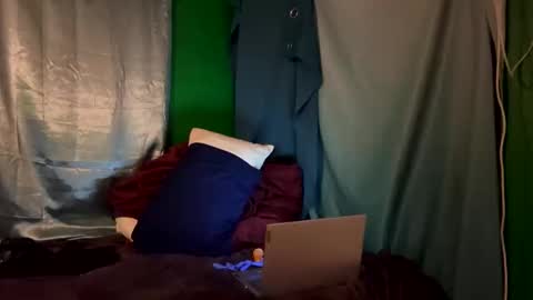 theonlyboi43ver online show from 15, 10, 2025