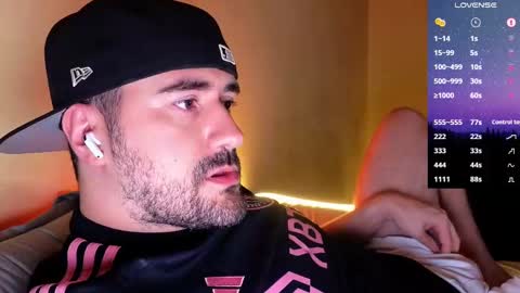 Snapshot of theoravi chatting on 2, 11, 2025 Theo Ravi online show from 2, 11, 2025