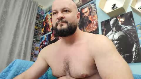 Snapshot of thephenomone chatting on 15, 11, 2025 Chris online show from 15, 11, 2025