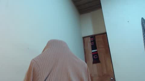 Santiago Enrique online show from 3, 12, 2025